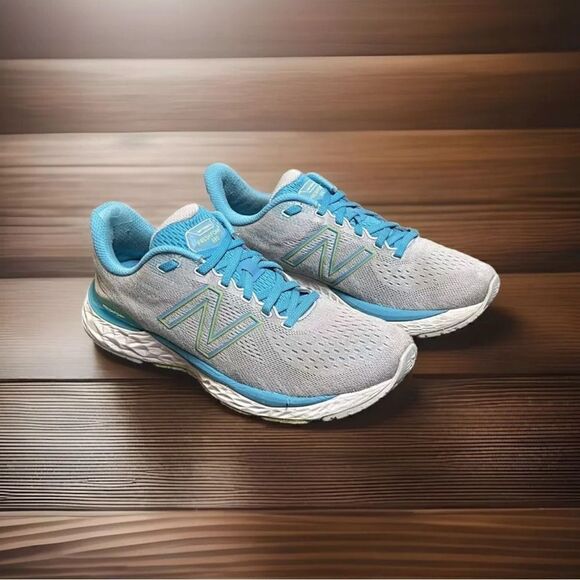 New Balance Fresh Foam X 880v11 Gray Women's Running Shoes Size 11B - Picture 1 of 16